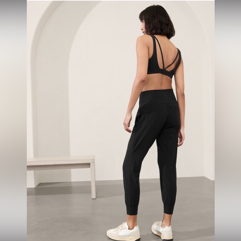 Athleta Salutation High Rise Jogger // Black #531288 - Picture 3 of 16